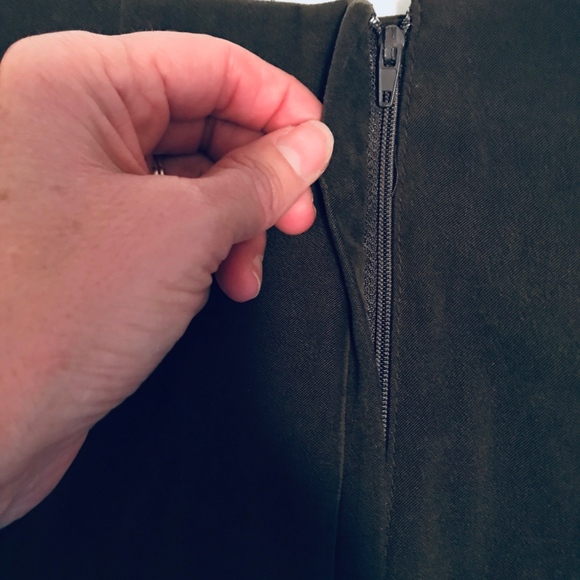 Mini skirt size 7 - Picture 4 of 4